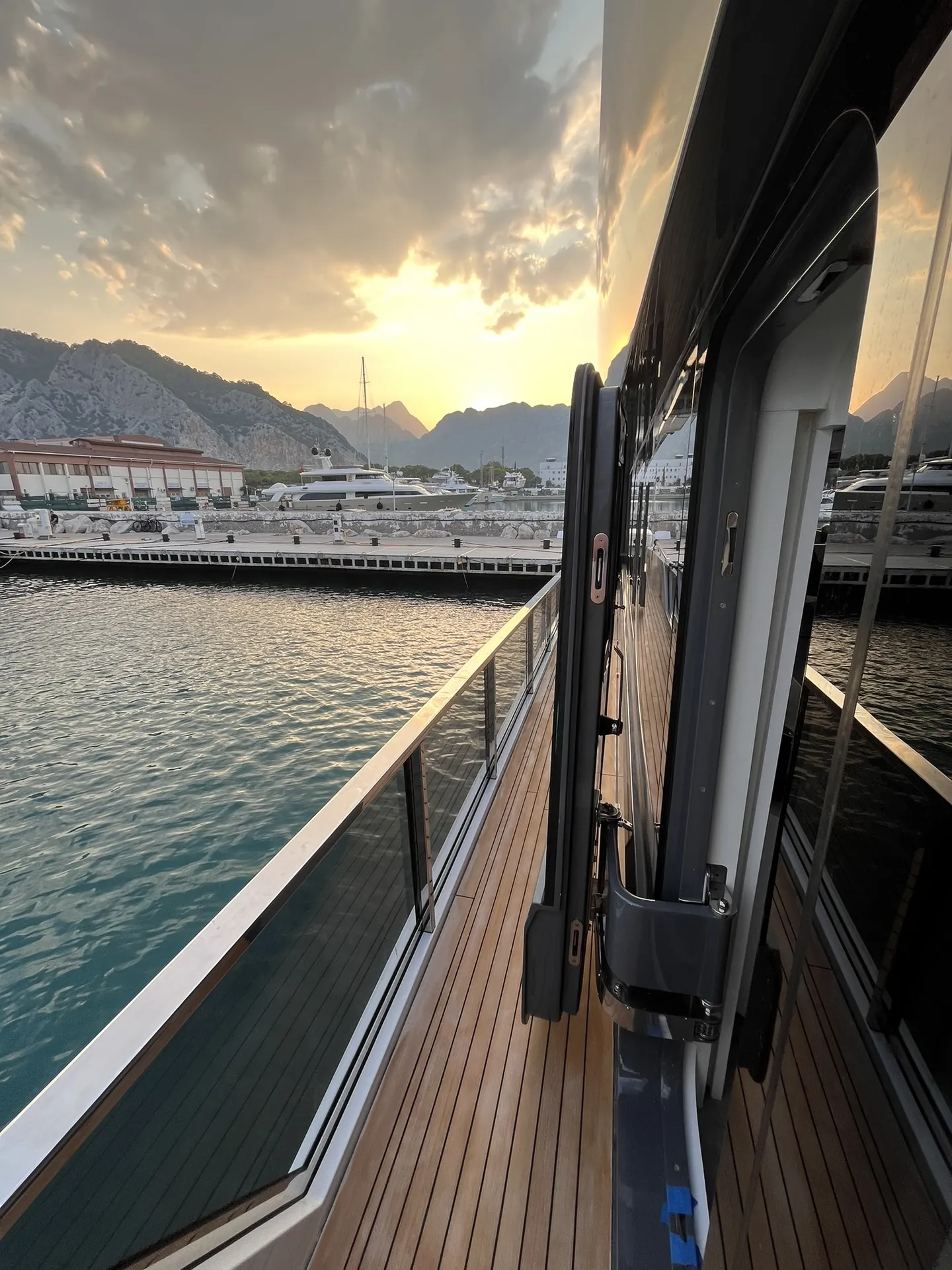 Ferro 77 - Pantograf Kapı - Sty Marine